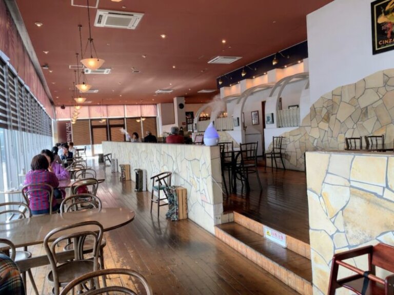 『プレストンカフェ 千葉ニュータウン店』ごま豆乳モンブランのケーキセット 『プレストンカフェ 千葉ニュータウン店』ごま豆乳モンブランのケーキセット