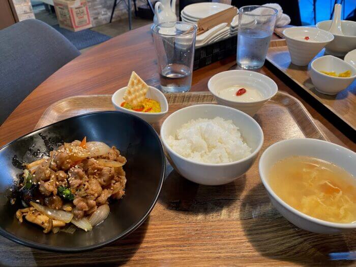 『ChineseBar＆Restaurant 漸（ゼン）』小鉢とデザート付き1000円ランチ