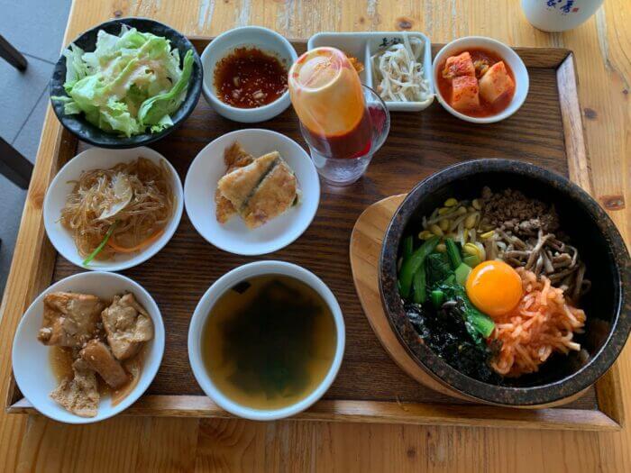 『韓国ごはんパプサン 柏高島屋ステーションモール店』石焼ビビンバと小皿料理のひとりランチ